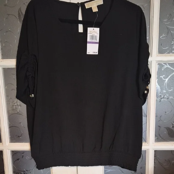 MICHAEL Michael Kors Elegant Black Top - Picture 2 of 3